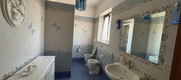 6 bedrooms Villa in Orte, Italy No. 381077 30