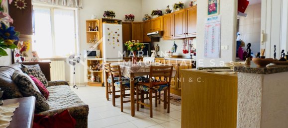 Квартира с 2 комнатами в Соларо, Италия № 269879 24