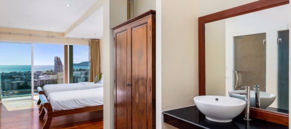 7 bedrooms Villa in Patong, Thailand No. 6054 2