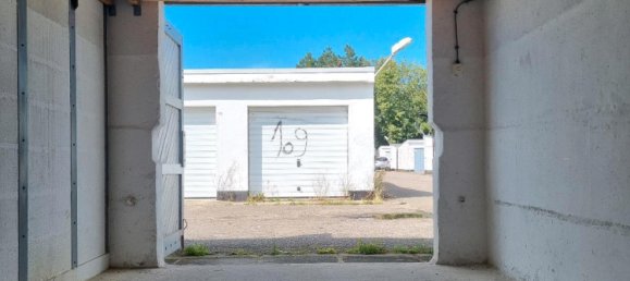 موقف سيارات في Rostock, Germany رقم 240554 7