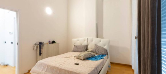 4-Zimmer Villa in Milan, Italy, Nr. 243747 5