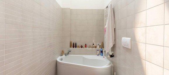 4-Zimmer Villa in Milan, Italy, Nr. 243747 10