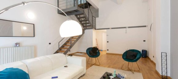 4-Zimmer Villa in Milan, Italy, Nr. 243747 3