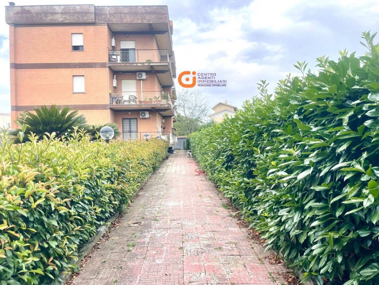 2 bedrooms Apartment in Rome, Italy No. 377994