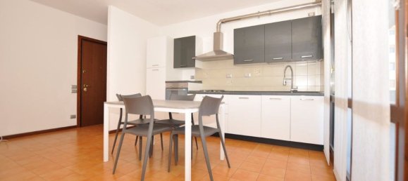 3 rooms Apartment in Conegliano, Italy No. 222474 4