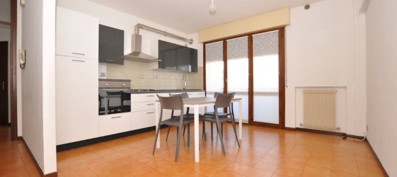3 rooms Apartment in Conegliano, Italy No. 222474 3