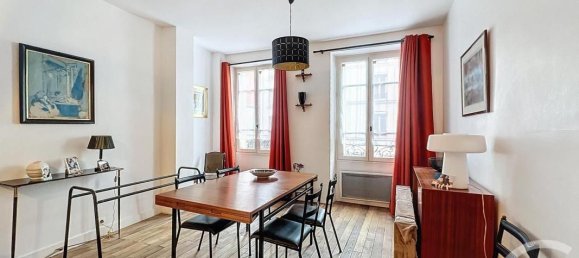 2 bedrooms Apartment in Paris, France No. 165568 4