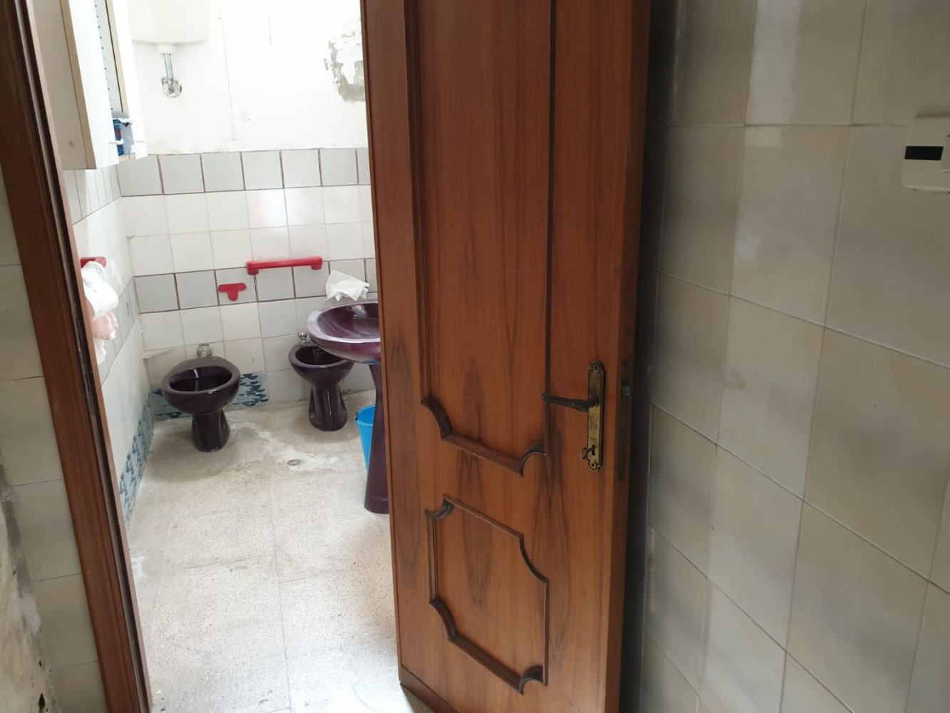 2 rooms Commercial property in Foggia, Italy No. 164634