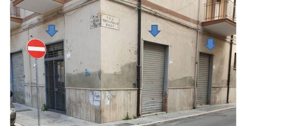 2 rooms Commercial property in Foggia, Italy No. 164634 8