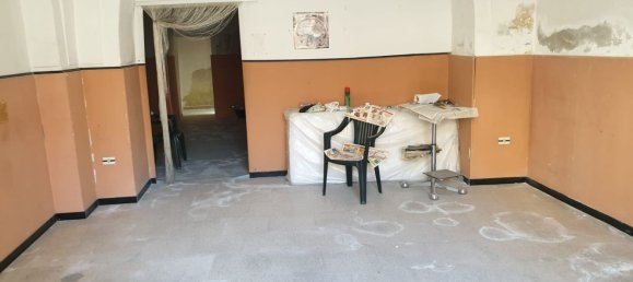 2 rooms Commercial property in Foggia, Italy No. 164634 7