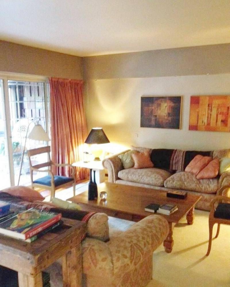 Apartamento de 3 dormitorios en Palermo, Argentina No. 101072