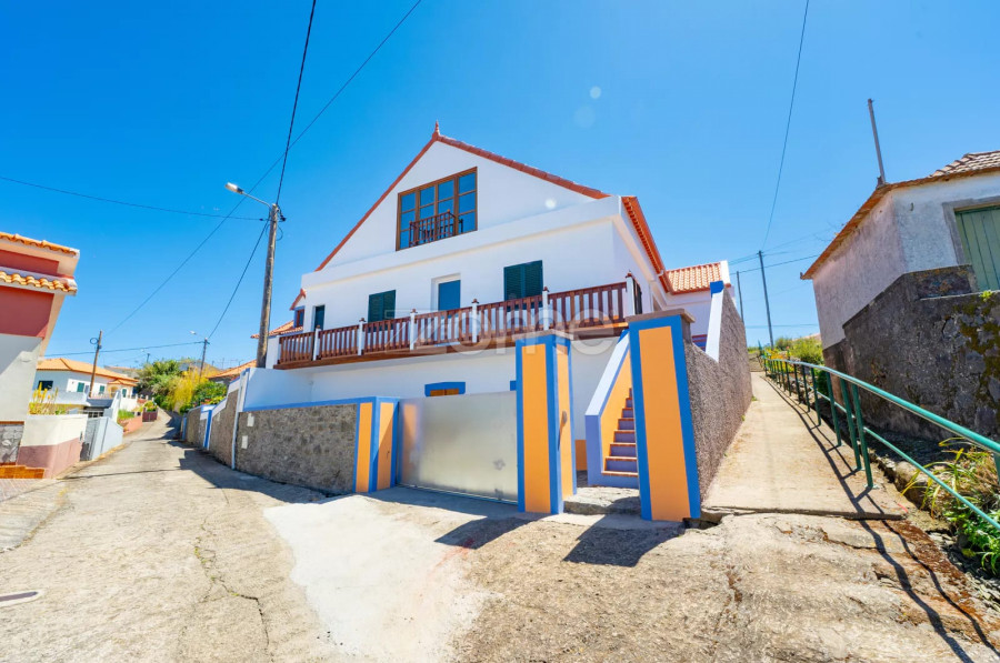 Casa T3 em Calheta, Portugal N.º 148414