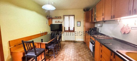 Дом с 4 комнатами в Каннето суль Ольо, Италия № 122574 11