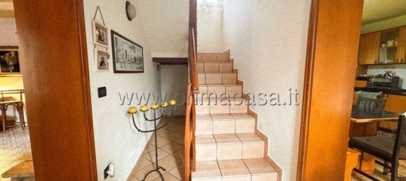 Дом с 4 комнатами в Каннето суль Ольо, Италия № 122574 10