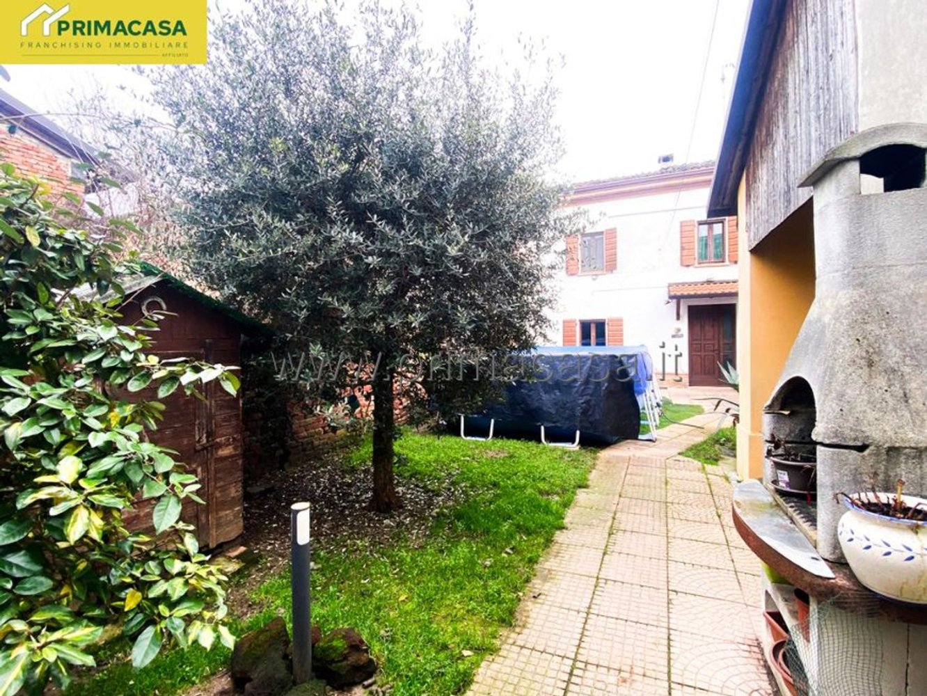 Дом с 4 комнатами в Каннето суль Ольо, Италия № 122574