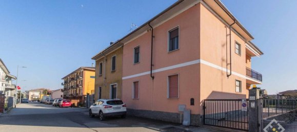 6غرفة فيلا في Novara, Italy رقم 25823 3