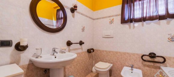 6غرفة فيلا في Novara, Italy رقم 25823 12