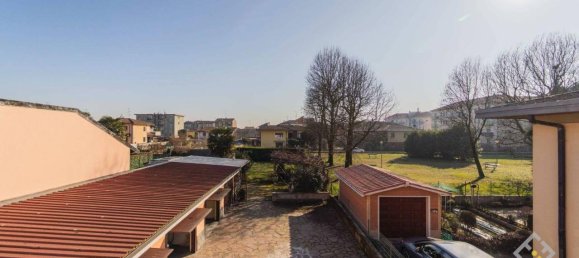 6غرفة فيلا في Novara, Italy رقم 25823 40