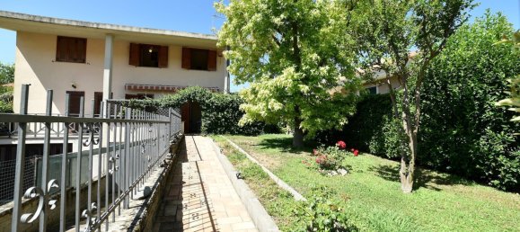 8 bedrooms House in Bolsena, Italy No. 372355 7
