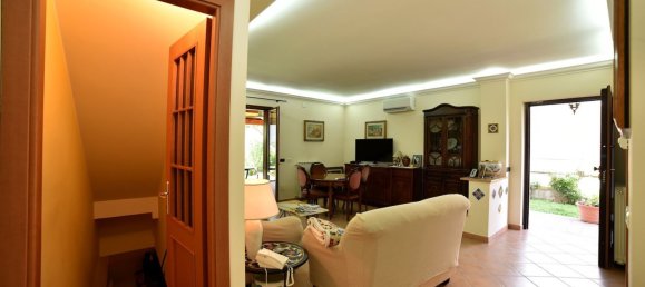 8 bedrooms House in Bolsena, Italy No. 372355 44