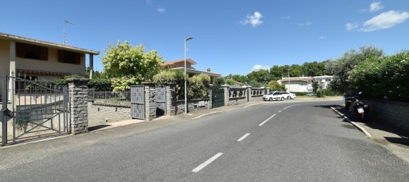 8 bedrooms House in Bolsena, Italy No. 372355 3