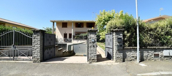 8 bedrooms House in Bolsena, Italy No. 372355 4