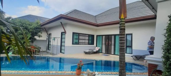 3 bedrooms Villa in Pattaya, Thailand No. 11210 3