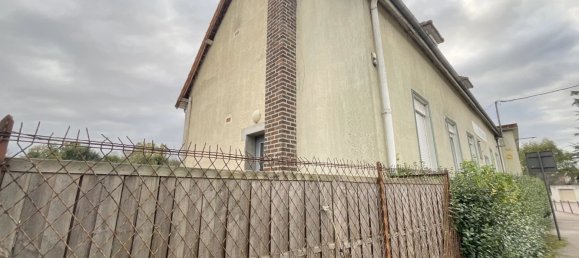 Studio in La Chapelle-Saint-Luc, France No. 234354 15