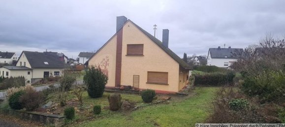 Дом с 6 комнатами в Бад-Кройцнах, Германия № 134150 3