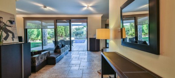 4 bedrooms House in Chloraka, Cyprus No. 9789 9