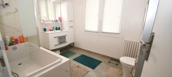 Дом с 3 спальнями в Ливри-Гарган, Франция № 188826 7