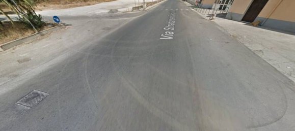 4 Schlafzimmer Wohnung in Vittoria, Italy, Nr. 327145 13