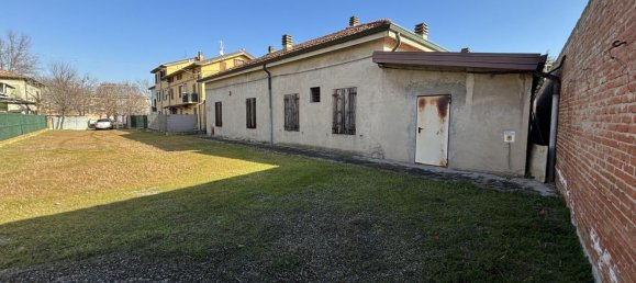 Склад 400м² в Реджо Эмилия, Италия № 314578 2