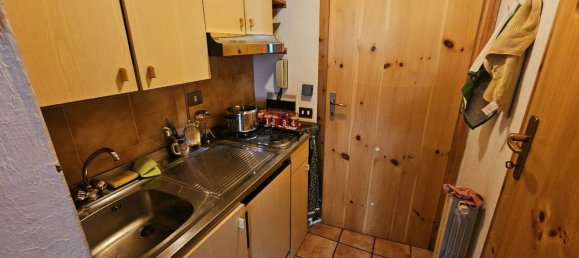 2 bedrooms Apartment in Micigliano, Italy No. 350516 8