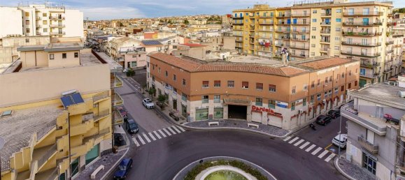6-salle Appartement à Lentini, Italy No. 166028 16