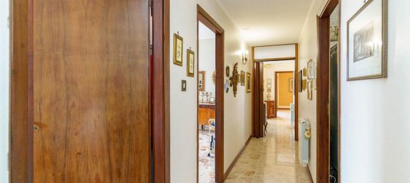 6-salle Appartement à Lentini, Italy No. 166028 22
