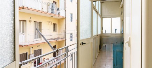 6-salle Appartement à Lentini, Italy No. 166028 30