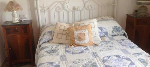 2 bedrooms House in Lucca, Italy No. 56 4