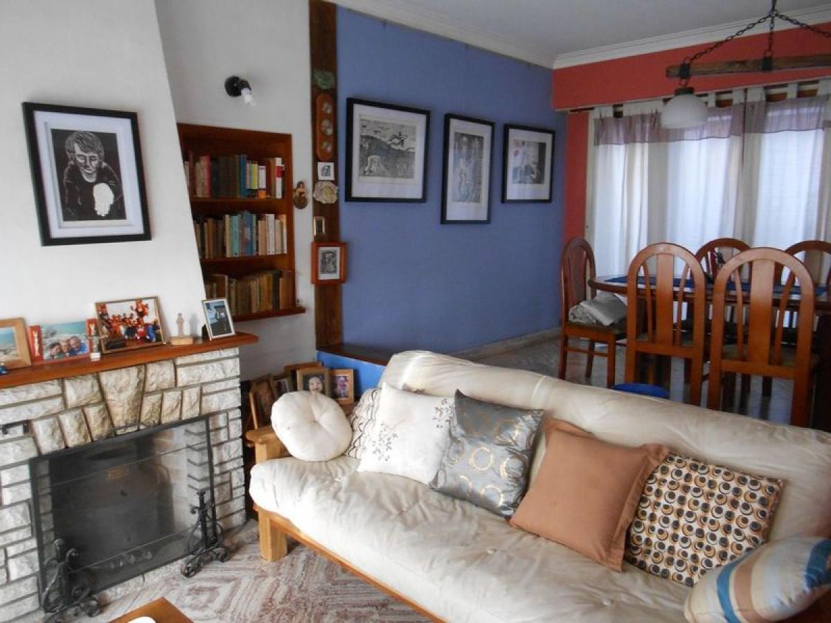 2 bedrooms House in Mar del Plata, Argentina No. 83459