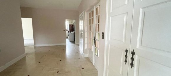 5 Schlafzimmer Haus in Loches, France, Nr. 81014 3