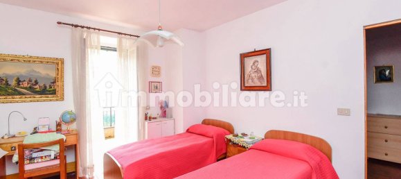 4 bedrooms House in Tavernerio, Italy No. 4037 11