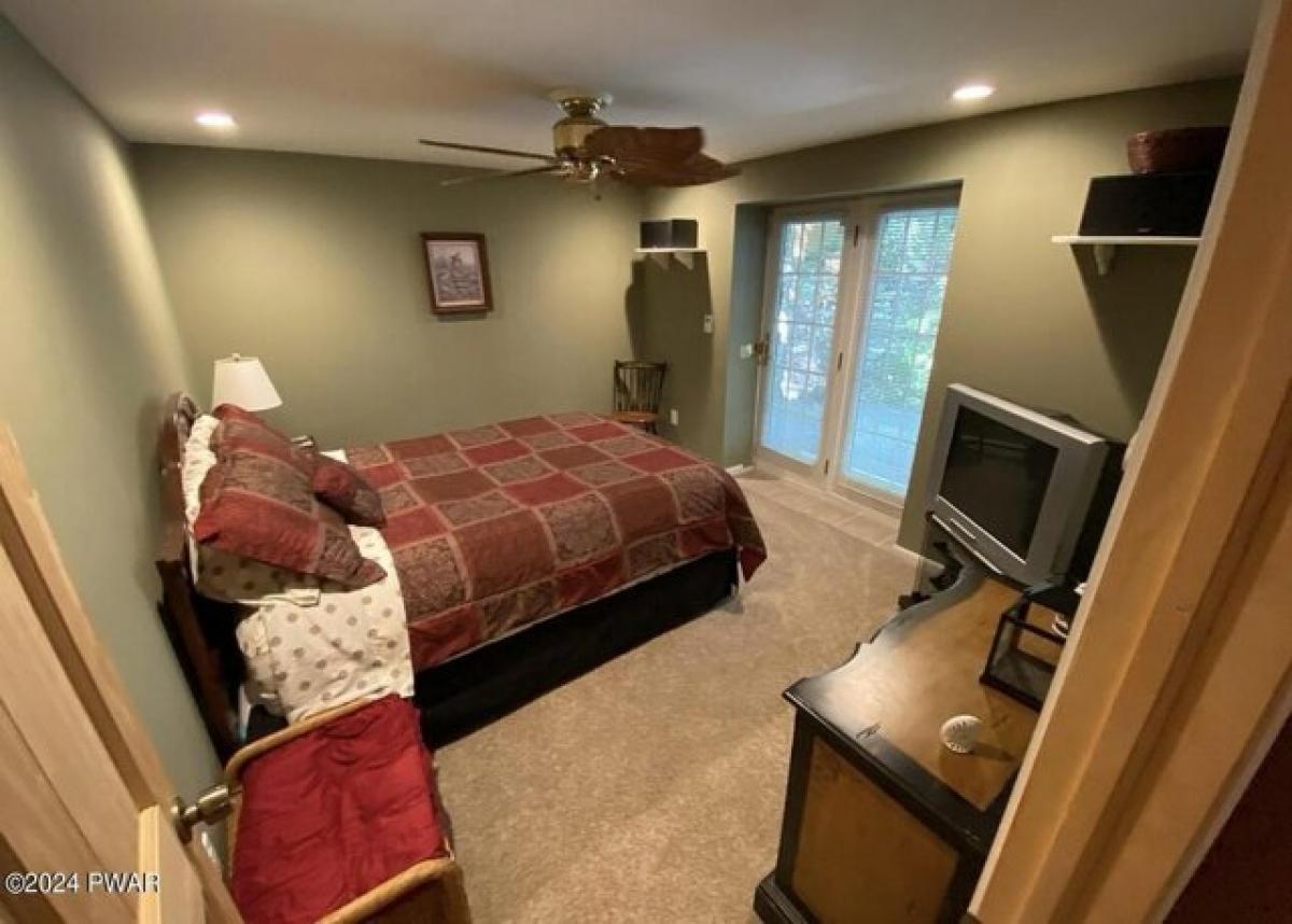 5 bedrooms House in Lake Ariel, USA No. 438619