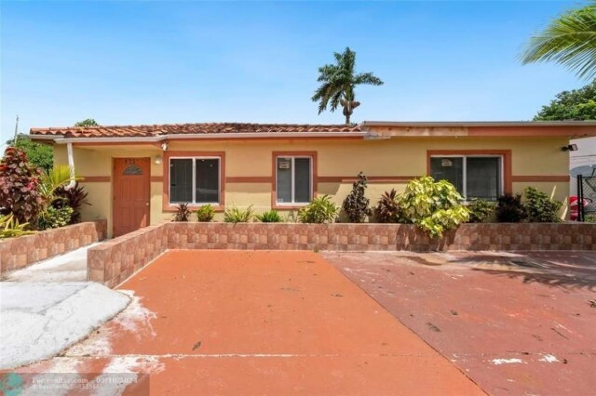 10 bedrooms House in Miami, USA No. 206192