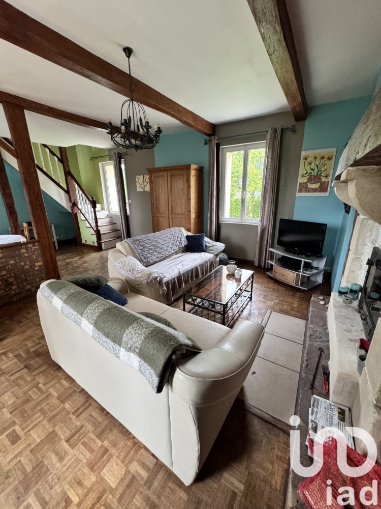 4 chambres Maison de ville à Aigneville, France No. 51952