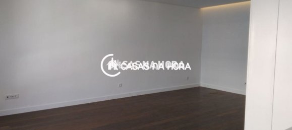 4 bedrooms Apartment in Porto, Portugal No. 78924 9