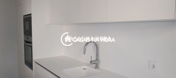 4 bedrooms Apartment in Porto, Portugal No. 78924 7