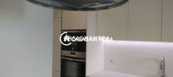 4 bedrooms Apartment in Porto, Portugal No. 78924 4