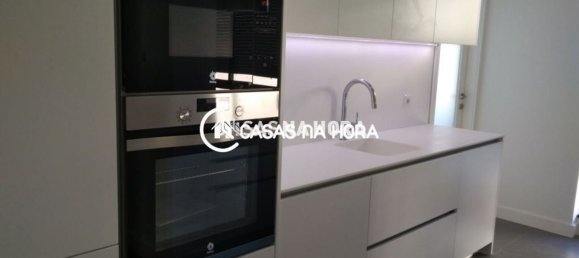 4 bedrooms Apartment in Porto, Portugal No. 78924 2