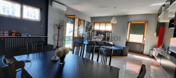 Квартира с 3 спальнями в Бергамо, Италия № 374992 10