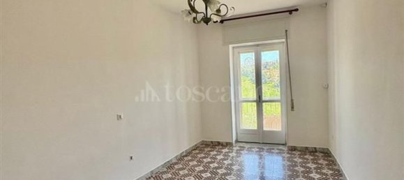 5 bedrooms House in Capriglia Irpina, Italy No. 333892 6